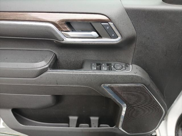 2023 Chevrolet Silverado RST