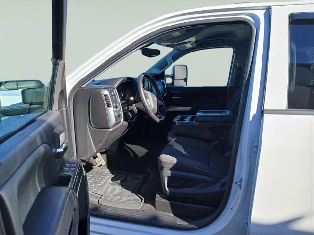 2017 Chevrolet Silverado LT