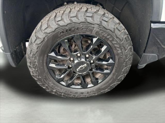 2026 Chevrolet Silverado HD LT