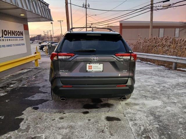 2023 Toyota RAV4 XLE