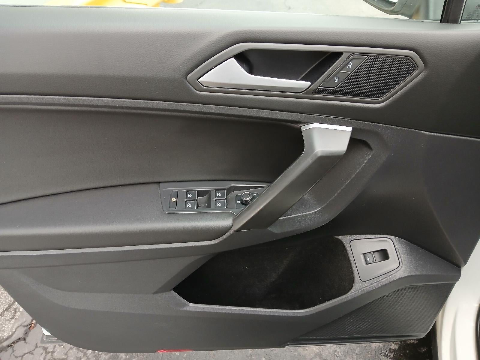 2021 Volkswagen TIGUAN SUV