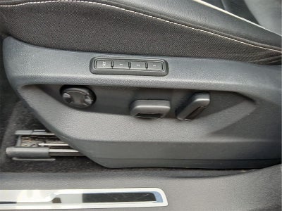 2023 Volkswagen Tiguan SEL R-Line