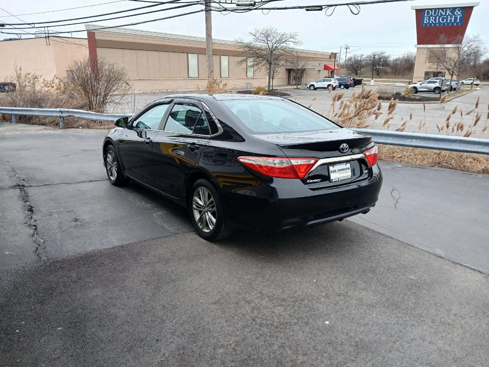 2017 Toyota CAMRY SE SEDAN