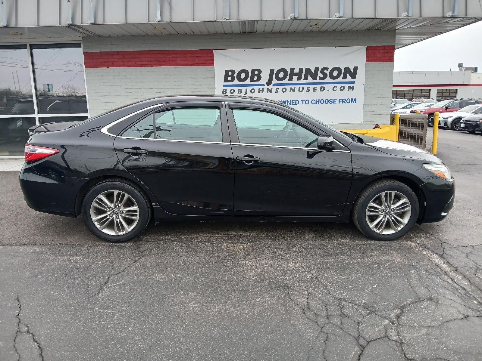 2017 Toyota CAMRY SE SEDAN