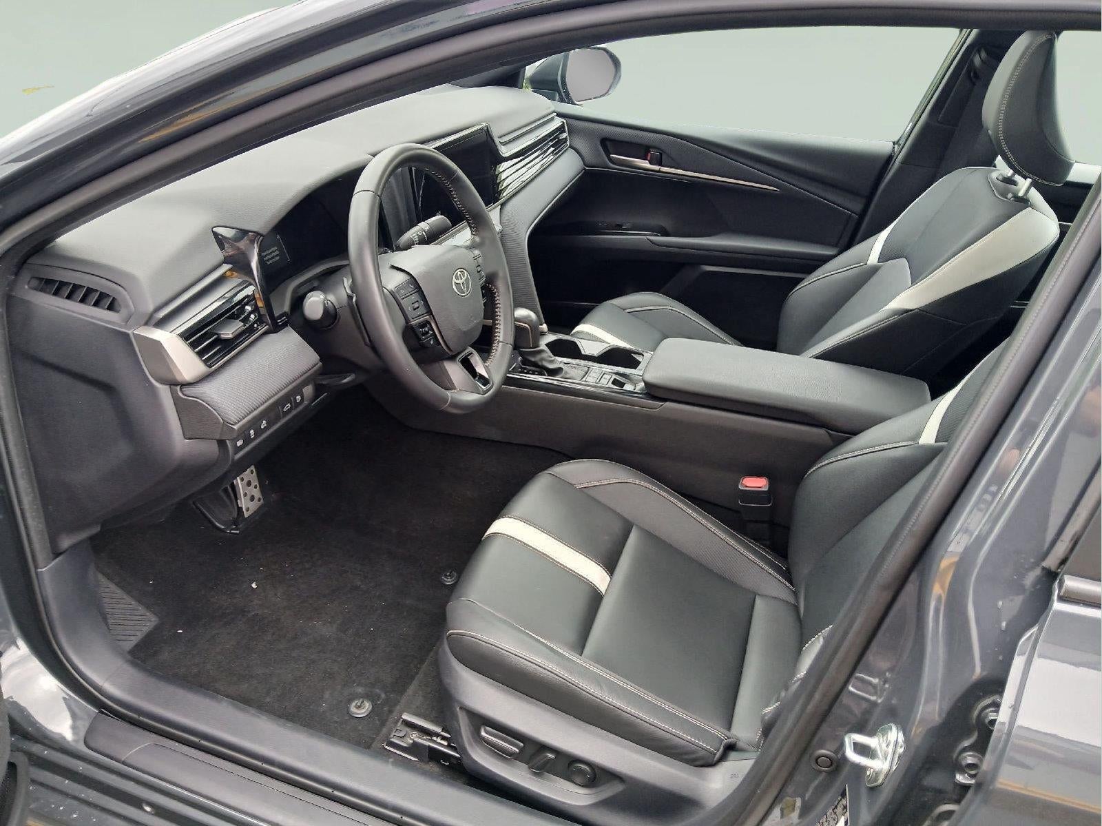 2025 Toyota Camry SE AWD