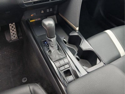 2025 Toyota Camry SE AWD