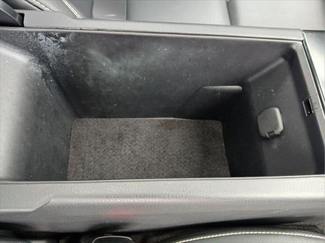 2025 Toyota Camry SE AWD