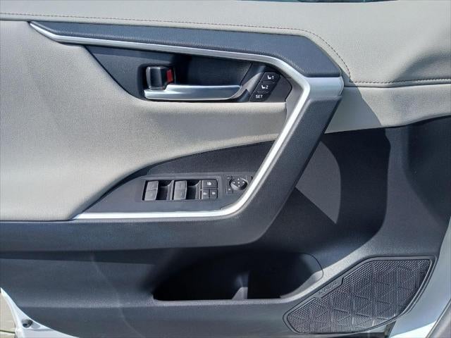 2023 Toyota RAV4 HYBRID Limited