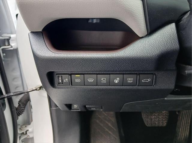 2023 Toyota RAV4 HYBRID Limited