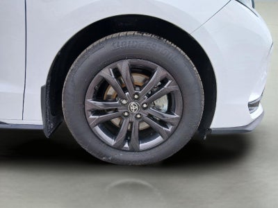 2025 Toyota SIENNA MINIVAN