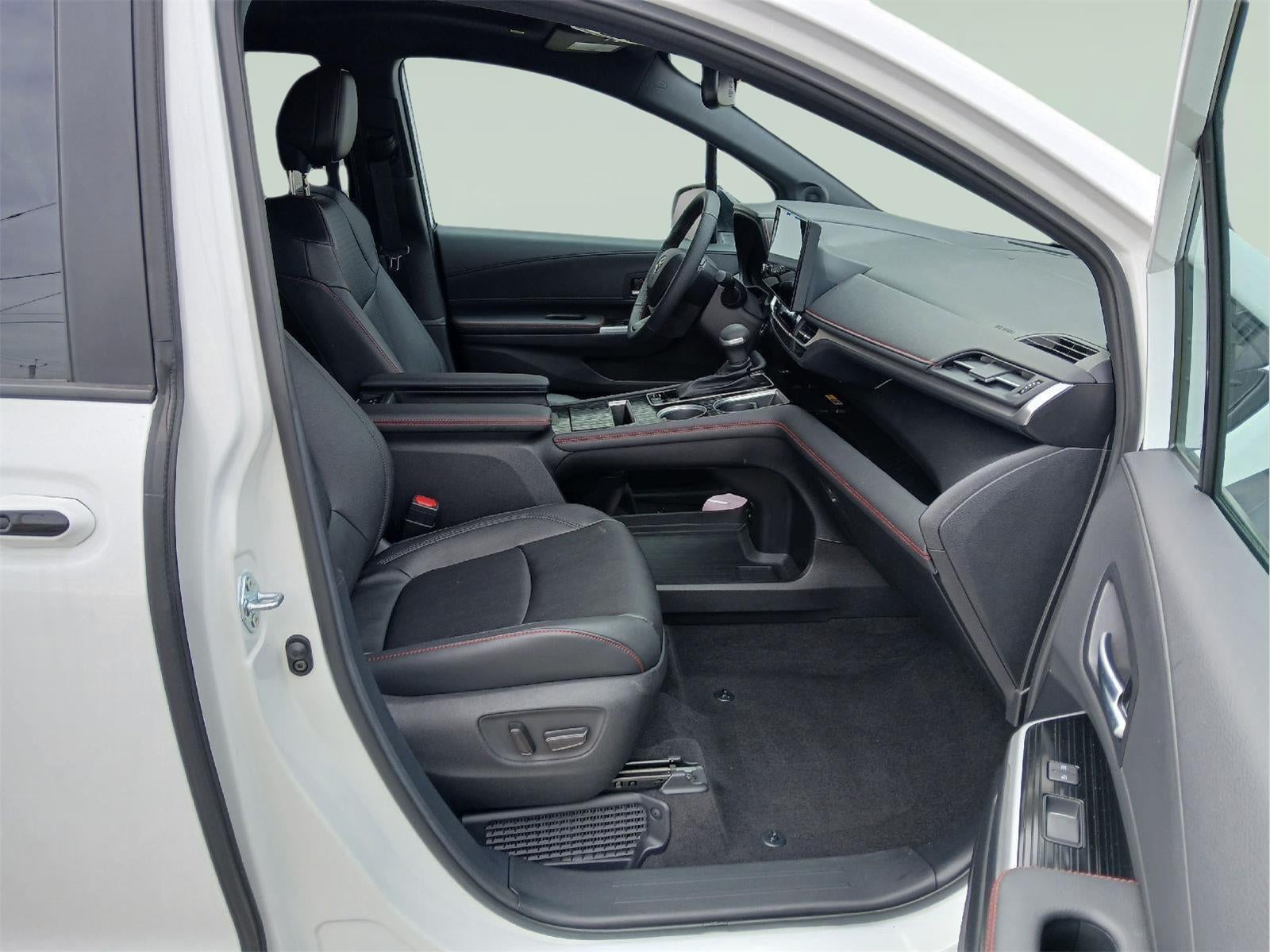 2025 Toyota SIENNA MINIVAN