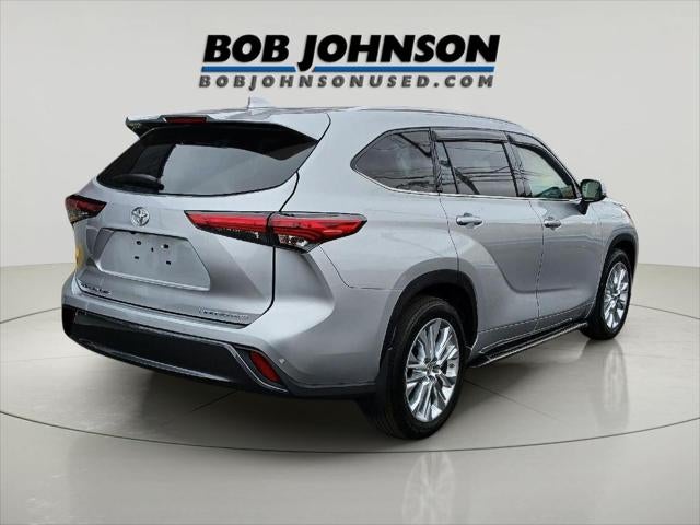 2021 Toyota HIGHLANDER Limited