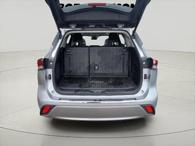 2021 Toyota Highlander Hybrid Platinum