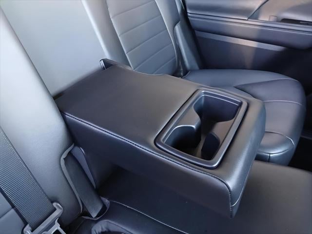 2022 Toyota HIGHLANDER HYBRD XLE