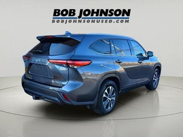 2022 Toyota HIGHLANDER HYBRD XLE