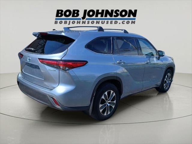 2021 Toyota Highlander Hybrid XLE