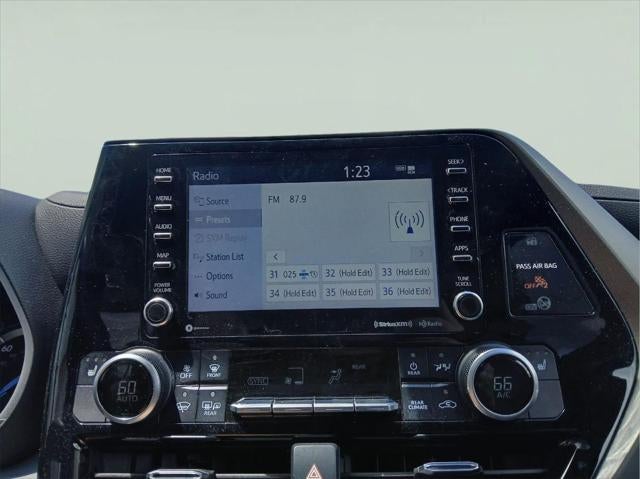 2021 Toyota Highlander Hybrid XLE