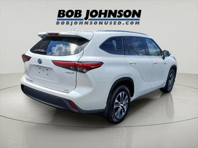 2021 Toyota Highlander Hybrid XLE