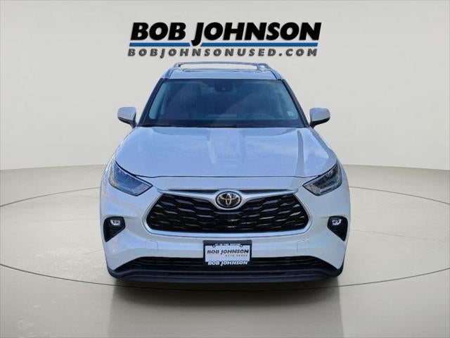 2021 Toyota HIGHLANDER XLE