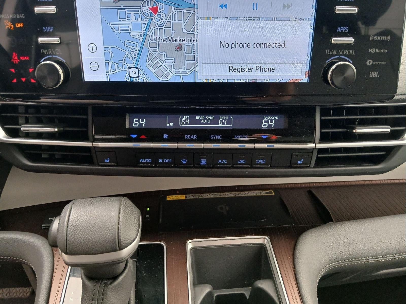 2023 Toyota Sienna XLE 7-Passenger