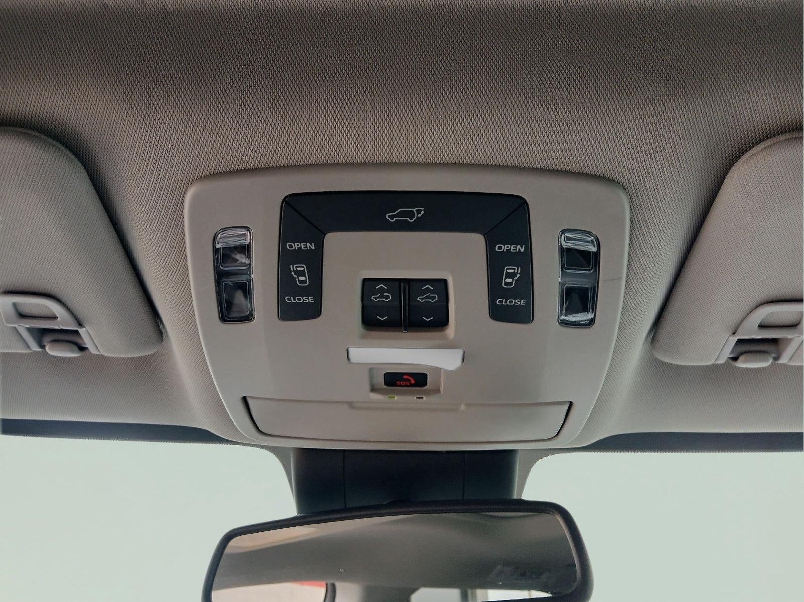 2023 Toyota Sienna XLE 7-Passenger