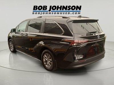 2023 Toyota Sienna XLE 7-Passenger