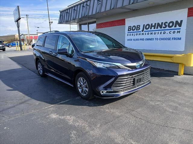 2023 Toyota SIENNA XLE AWD XLE 7-Passenger
