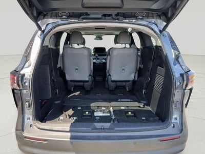 2025 Toyota Sienna XLE 7-Passenger
