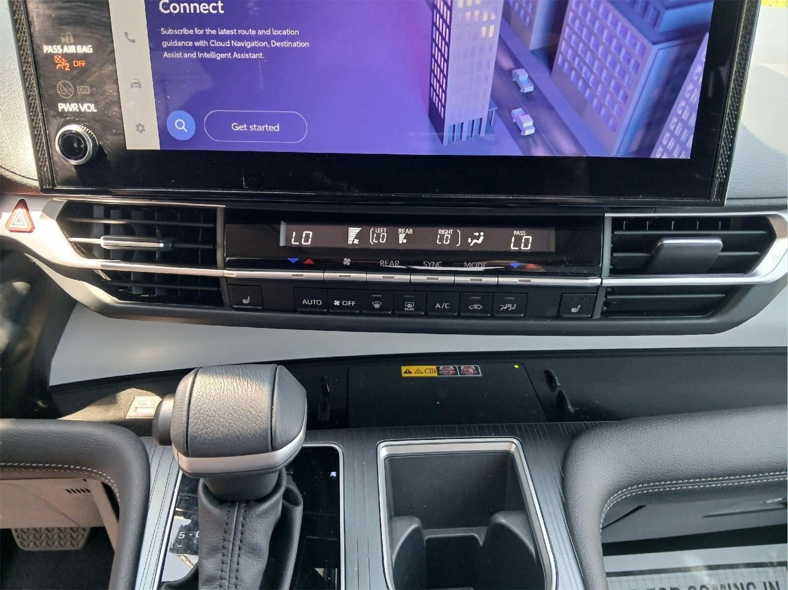2025 Toyota Sienna XLE 7-Passenger