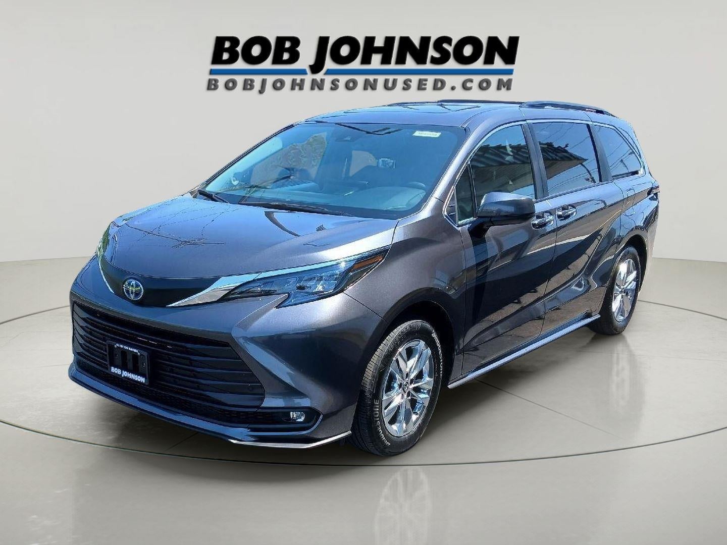 2025 Toyota Sienna XLE 7-Passenger
