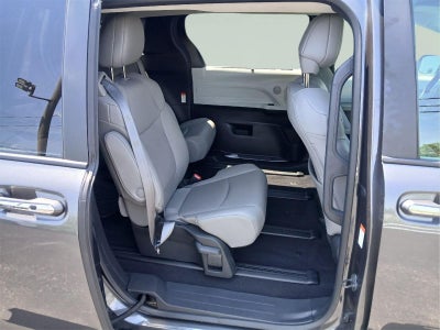 2025 Toyota Sienna XLE 7-Passenger