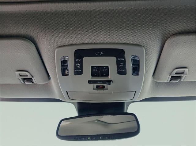 2025 Toyota Sienna XLE 7-Passenger