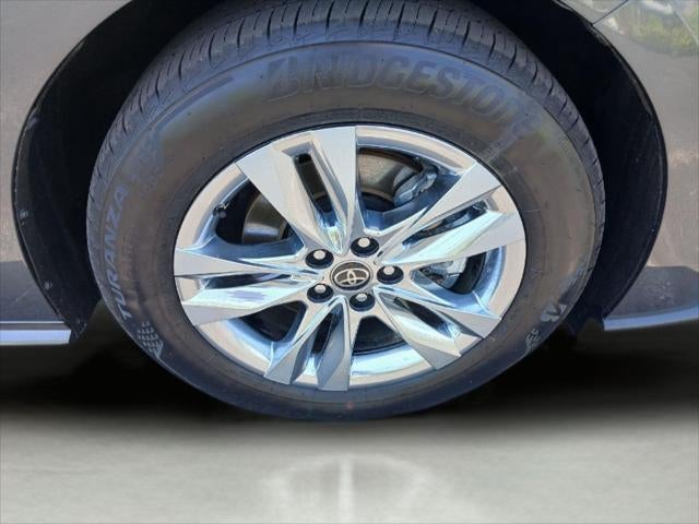 2025 Toyota Sienna XLE 7-Passenger