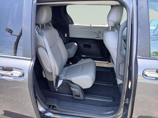 2025 Toyota Sienna XLE 7-Passenger