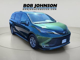 2021 Toyota Sienna XLE 7-Passenger