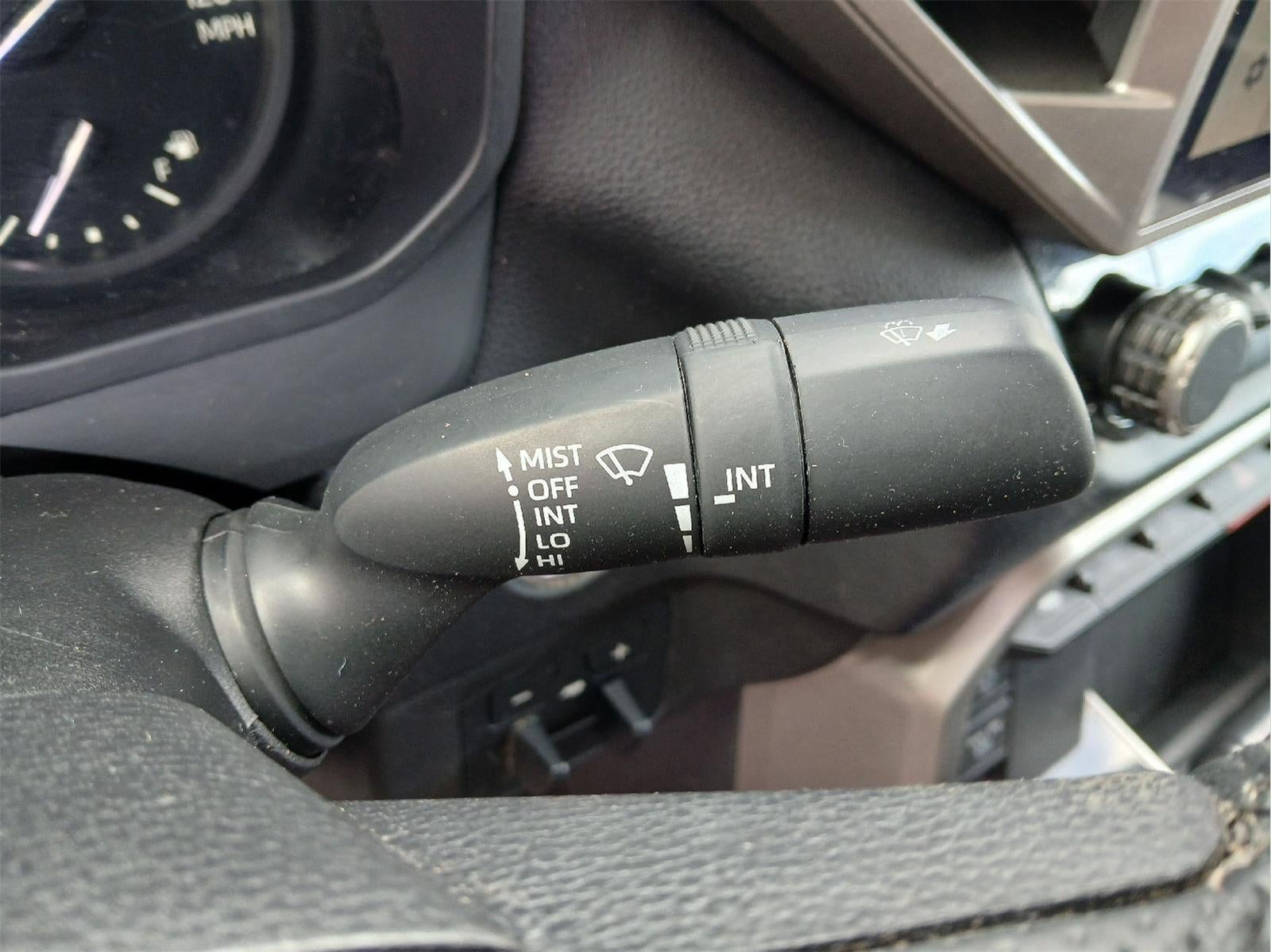 2022 Toyota TUNDRA 4X4 SR5