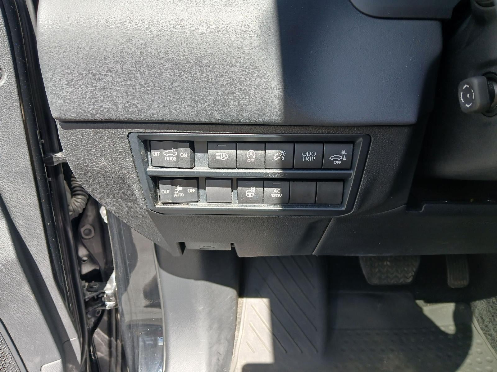 2022 Toyota Tundra Platinum
