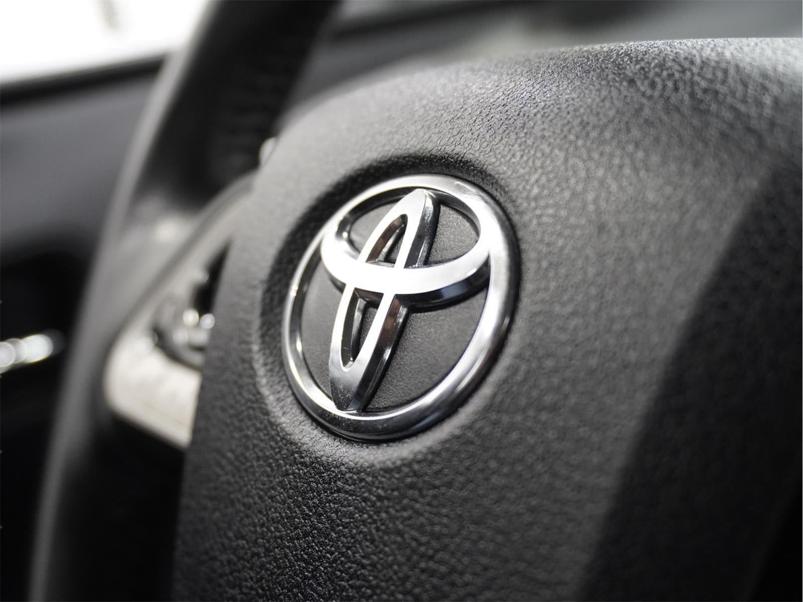 2017 Toyota PRIUS PRIME Plus