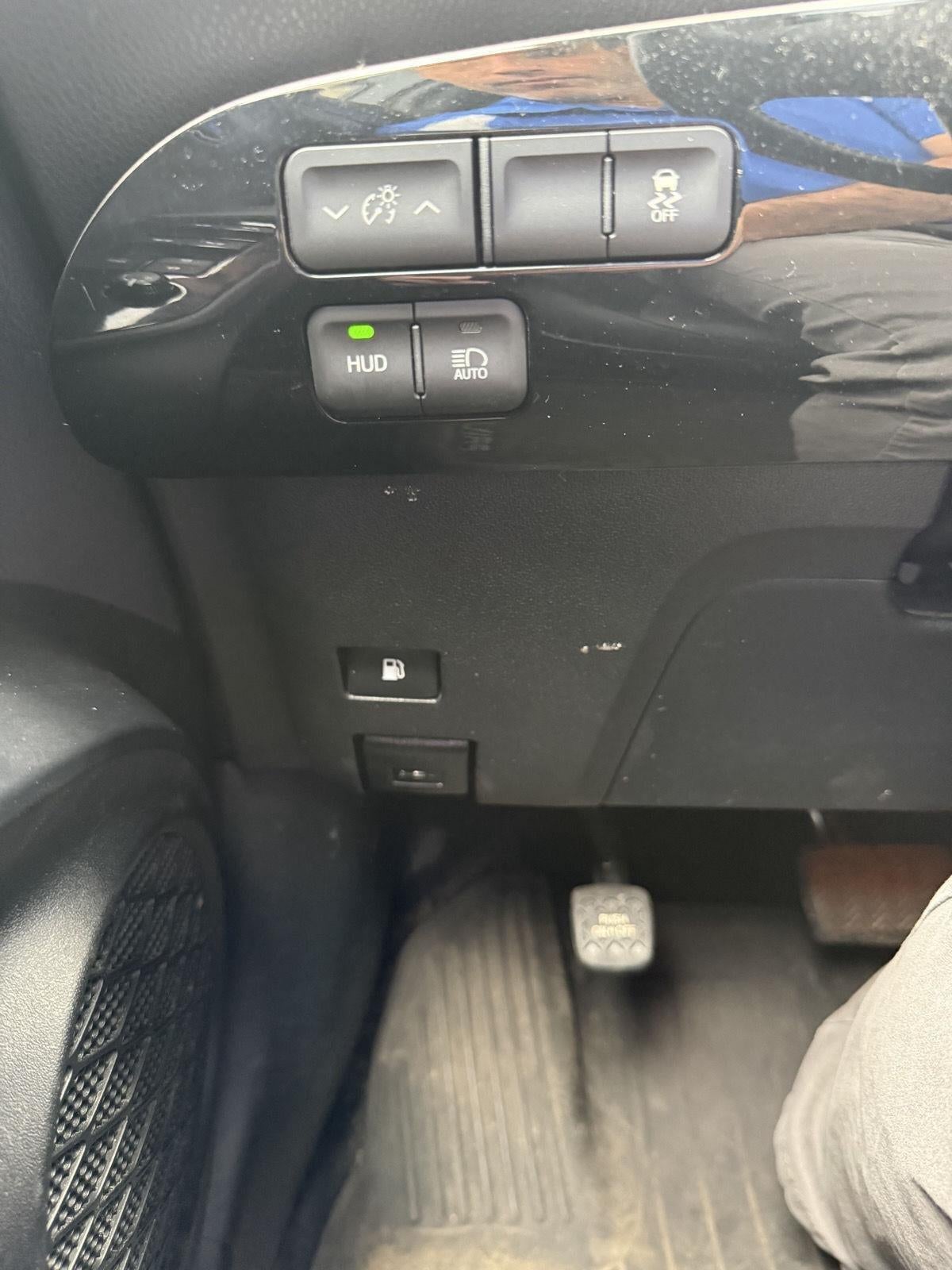 2017 Toyota Prius Four