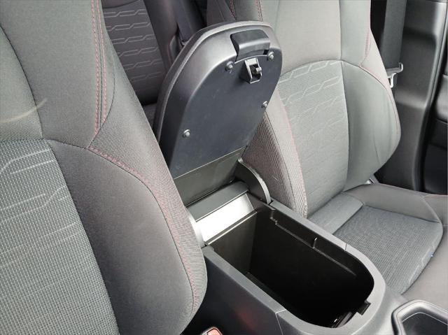 2024 Toyota RAV4 Prime SE
