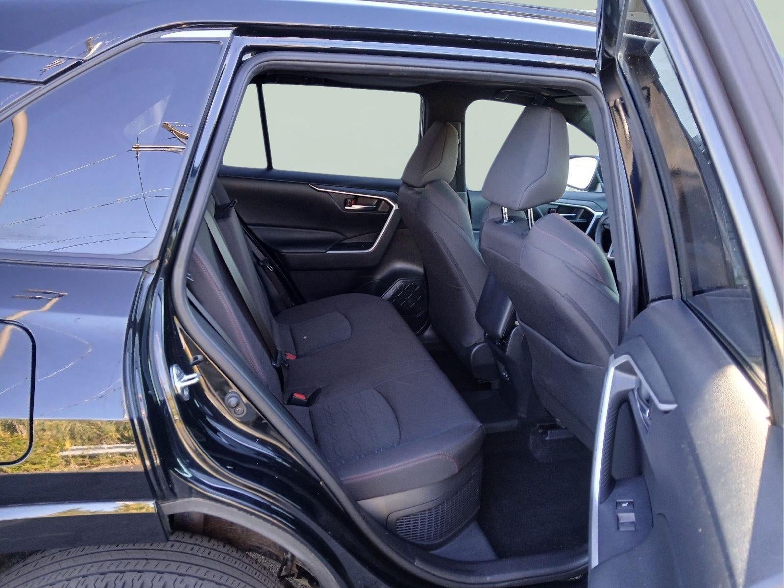 2024 Toyota RAV4 Prime SE