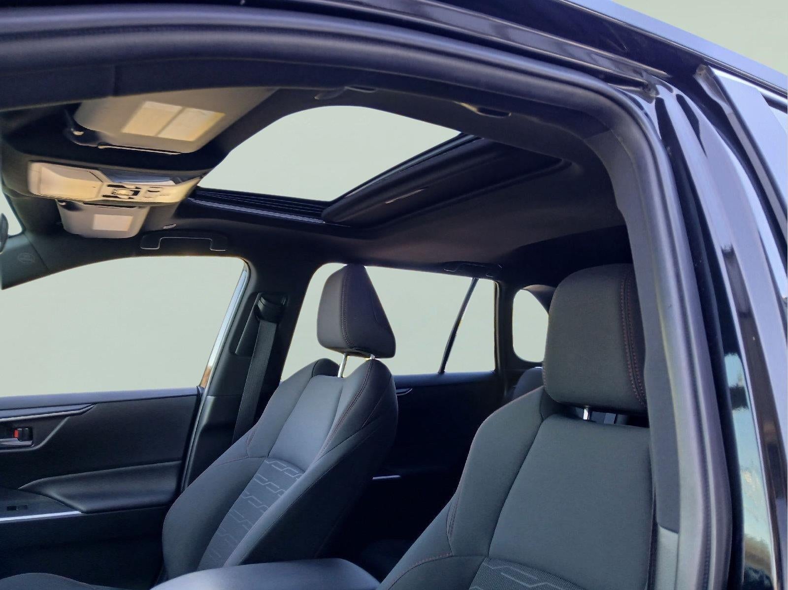 2024 Toyota RAV4 Prime SE