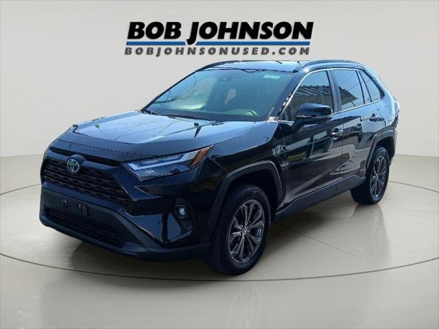2022 Toyota RAV4 Hybrid XLE Premium