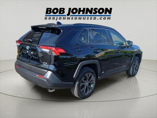 2022 Toyota RAV4 Hybrid XLE Premium