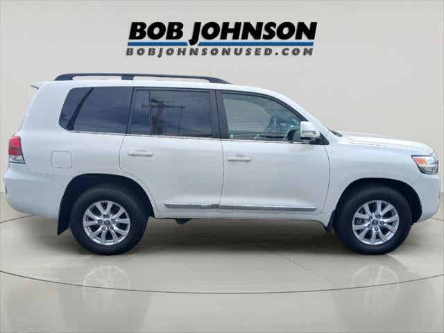 2016 Toyota Land Cruiser Base
