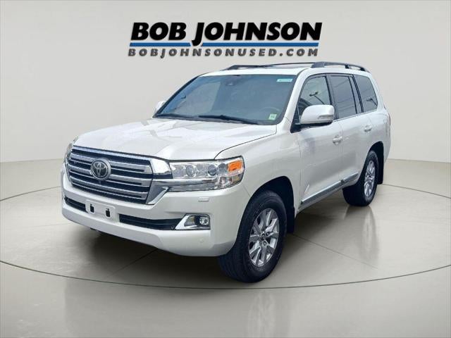 2016 Toyota Land Cruiser Base