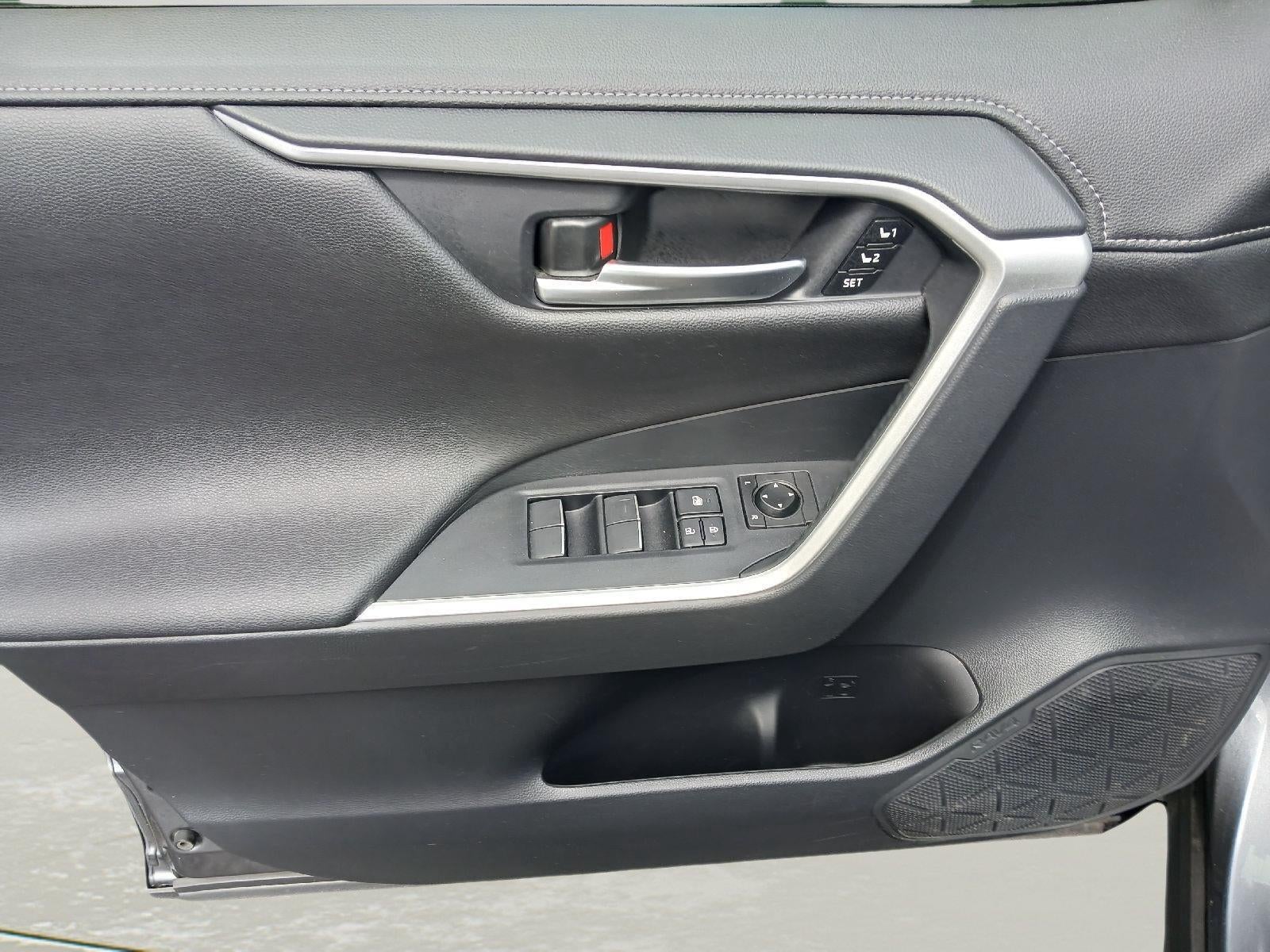 2020 Toyota RAV4 Limited