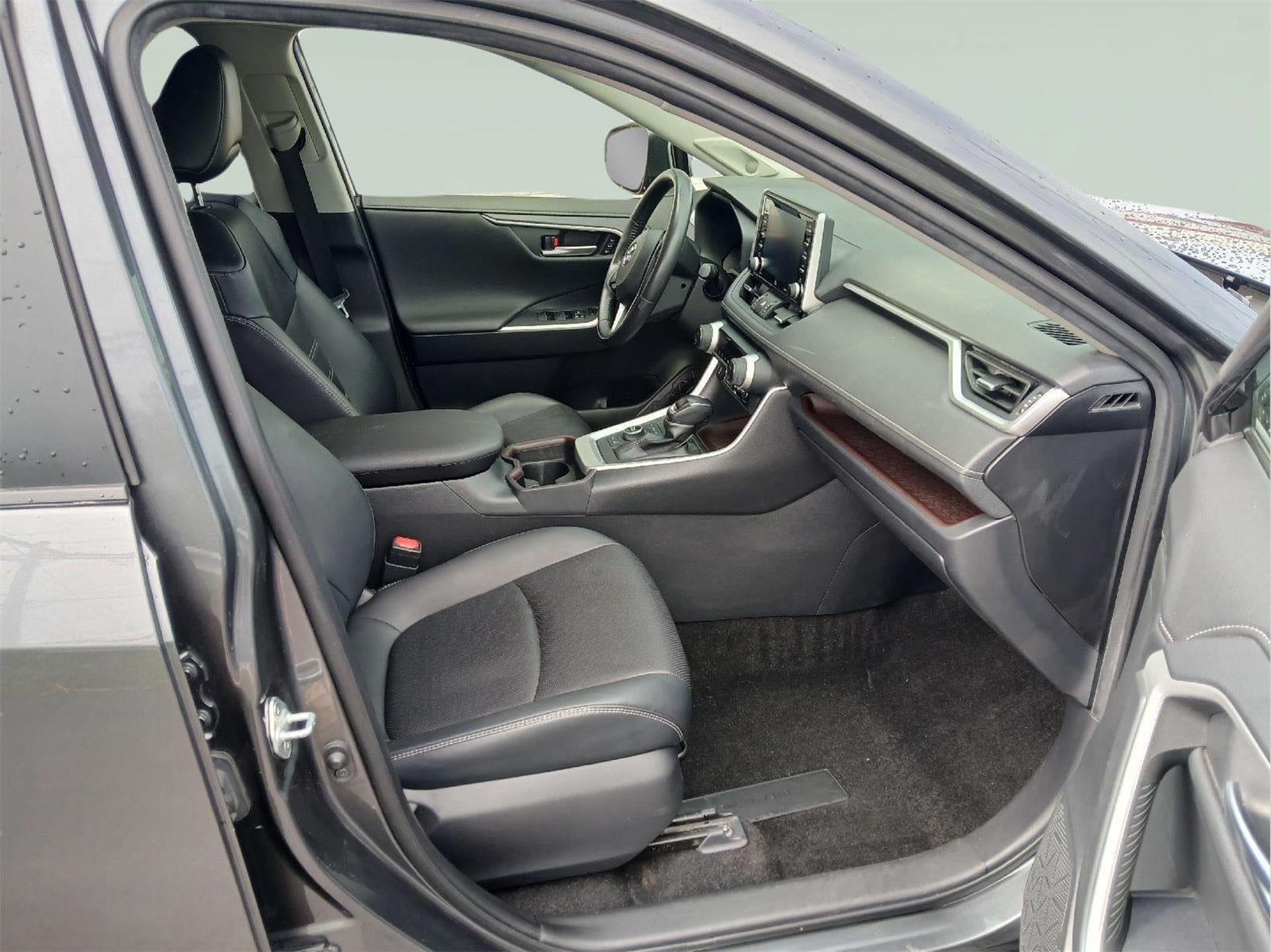 2020 Toyota RAV4 Limited