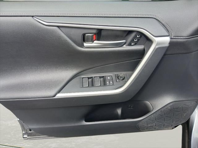 2020 Toyota RAV4 Limited