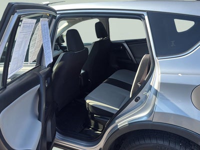 2017 Toyota RAV4 Hybrid XLE